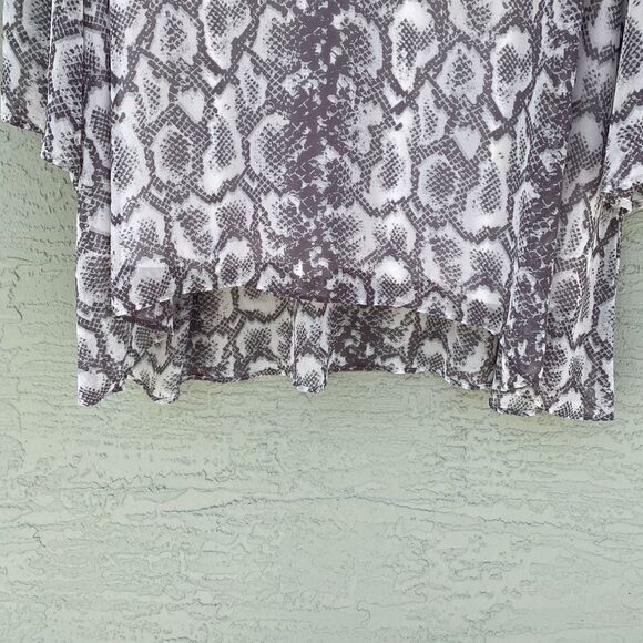 C Est. 1946 Sz 18/20W Two Layer Blouse - Picture 8 of 10